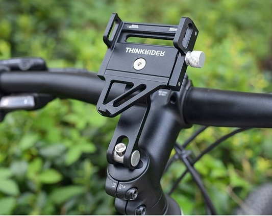 “Bike Mount: Soporte para smartphone en bicicleta, diseño CNC, seguro y duradero.”